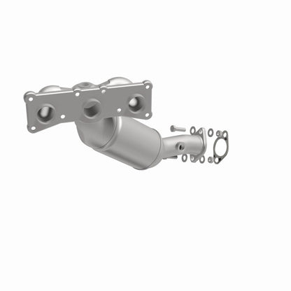 MagnaFlow Direct Fit Catalytic Converter California Grade 09-10 BMW 528i L6 3.0L