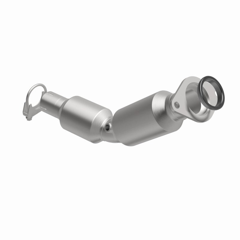MagnaFlow Direct Fit Catalytic Converter 2010-2015 Prius L4 1.8 OEM Underbody