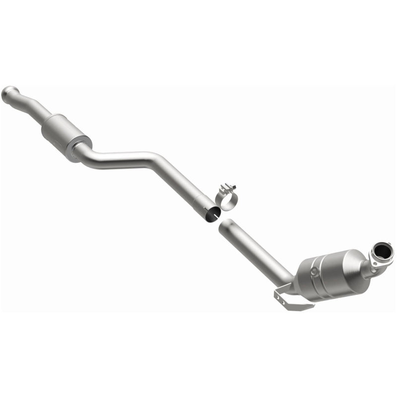 MagnaFlow 08-10 Mercedes-Benz C300 3.0L Direct Fit Converter
