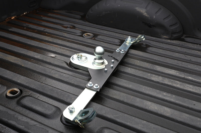 GEN-Y Hitch Gen-Y Dodge/RAM GoosePuck II 5in Offset Ball Puck Mount & 25K Towing w/Safety Chain Anchors