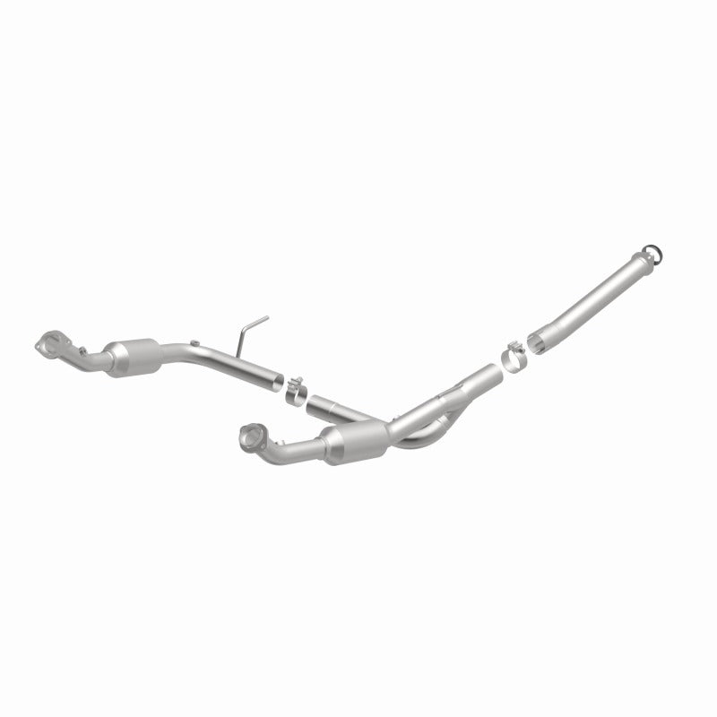 MagnaFlow Direct Fit Catalytic Converter OEM 2004-2005 Ford Explorer/Mercury Mountaineer Underbody