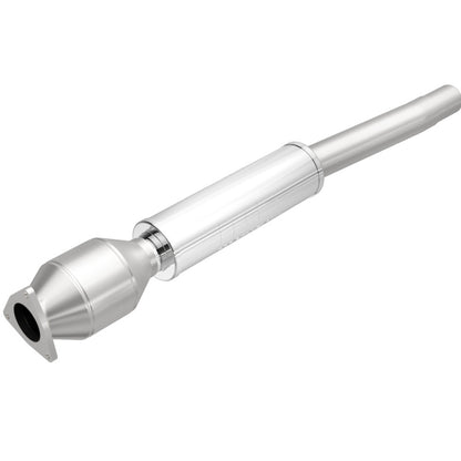 MagnaFlow Direct Fit Catalytic Converter 03-06 VW Phaeton 4.2L PS Rr