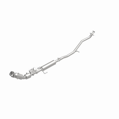 MagnaFlow Direct Fit Catalytic Converter 12-17 Toyota Prius V Base Underbody 1.8L