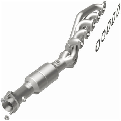 MagnaFlow Direct Fit Catalytic Converter 06-08 BMW M5/M6 5.0L PS Man