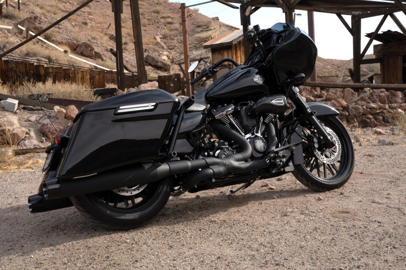 Vance and Hines Vance & Hines 17-23 Harley Touring Models Blackbird 450 Slip-Ons - Black Contrast Finish End Caps