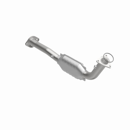 MagnaFlow Direct Fit Catalytic Converter 03-06 Hummer H2 6.0L P/S