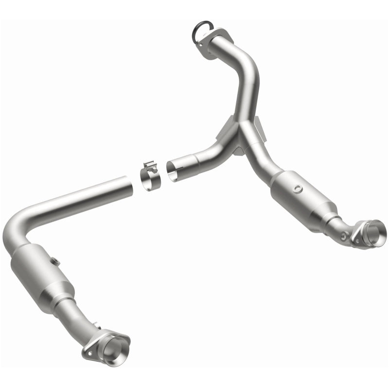 MagnaFlow DF Cat Conv 06-09 Ford Explorer/06-10 Mercury Mountaineer 4.6L Y-Pipe Assembly (49 State)