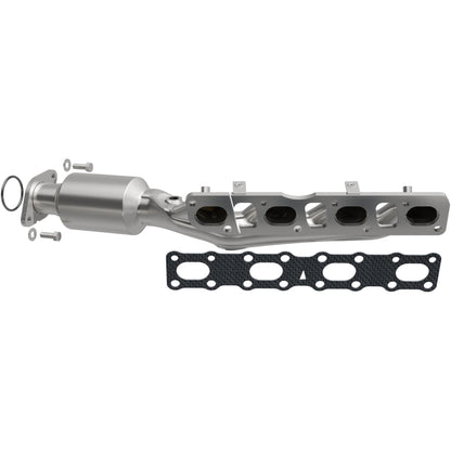 MagnaFlow 05-06 Nissan Titan 5.6L Direct Fit Converter