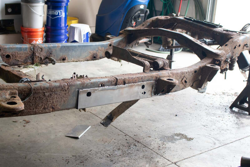 RustBuster Rust Buster 02-09 Chevy Trailblazer / GMC Envoy Center Frame Section - Left