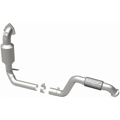 MagnaFlow Direct Fit Catalytic Converter 2014-2017 CLA250 L4 2 OEM Underbody