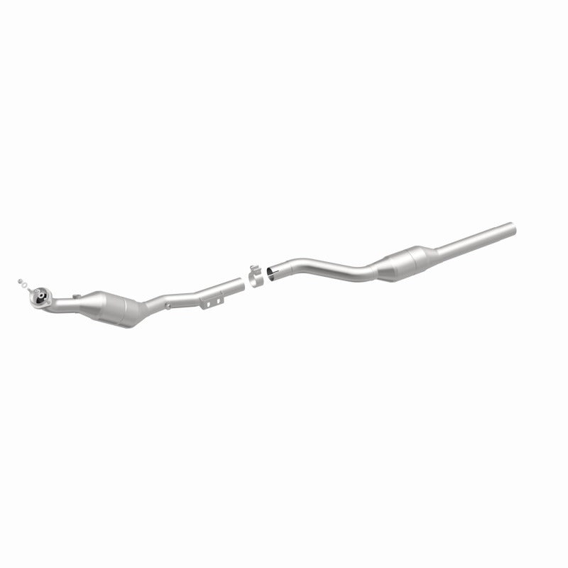 MagnaFlow Direct Fit Catalytic Converter 00-02 Mercedes E430 4.3L