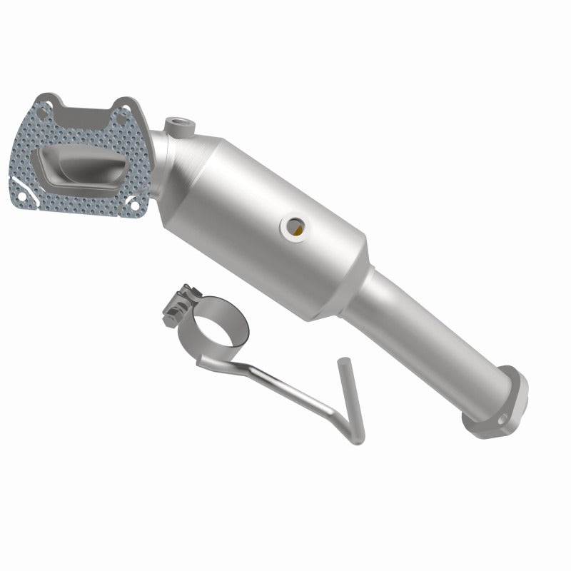 MagnaFlow Conv Direct Fit OEM 12-17 Jeep Wrangler 3.6L Underbody