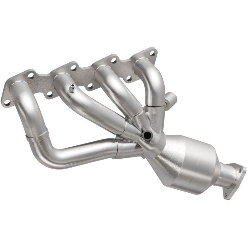 MagnaFlow Direct Fit Catalytic Converter 98-99 Nissan Frontier 2.4L