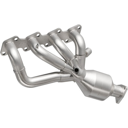 MagnaFlow Direct Fit Catalytic Converter 98-99 Nissan Frontier 2.4L