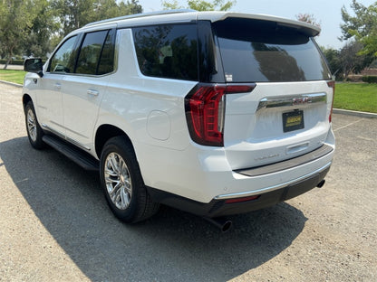 Gibson 21-22 Chevy Suburban 5.3L 2.5in Cat-Back Dual Split Exhaust System Stainless - Black Elite