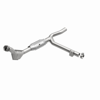 MagnaFlow Direct Fit Catalytic Converter 99-00 F-150 4.2L V6 2WD P/