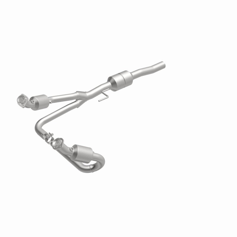 MagnaFlow Direct Fit Catalytic Converter 02-03 Dodge Durango