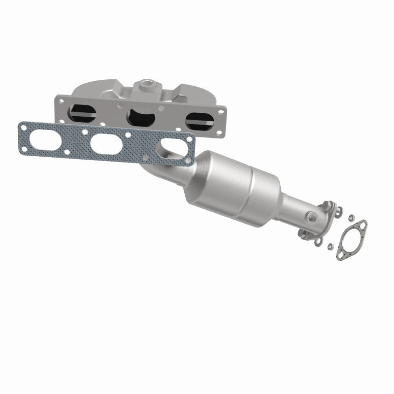 MagnaFlow Direct Fit Catalytic Converter BMW 5 04-05 Rear Mani