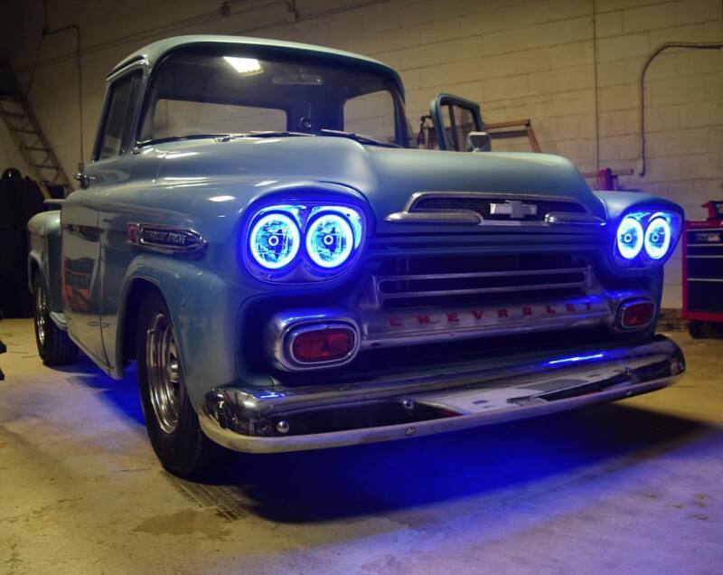 ORACLE Lighting Oracle Pre-Installed Lights 5.75 IN. Sealed Beam - White Halo