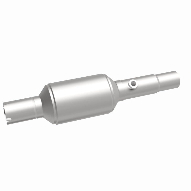 MagnaFlow Direct Fit Catalytic Converter 96-98 Jeep Grand Cherokee Underbody