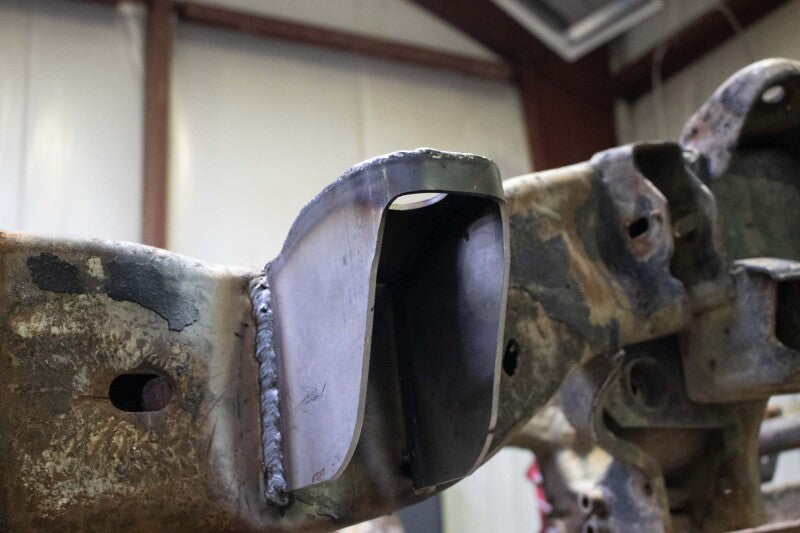 RustBuster Rust Buster 01-10 Chevy Silverado 2500HD Front Cab Mount Left Side