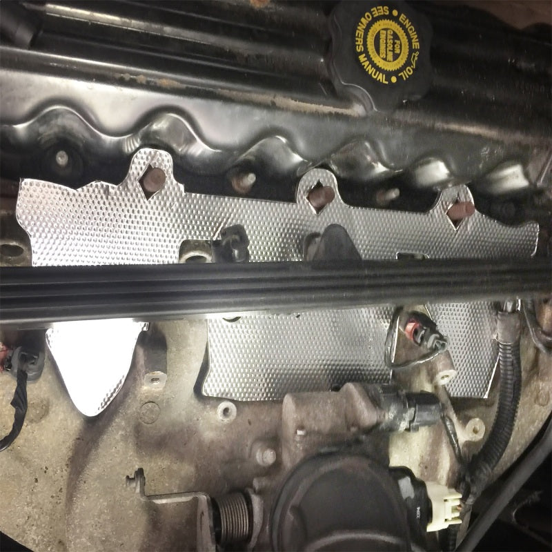DEI Fuel Rail and Injector Cover Jeep 1997 - 2004 4.0L Engine