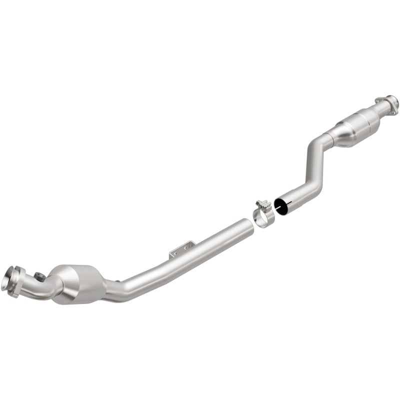 MagnaFlow Direct Fit Catalytic Converter 99-00 Mercedes E430 4.3L