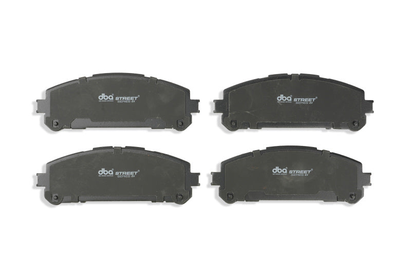 DBA 20-22 Toyota Highlander Front Street Series Brake Pads