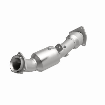 MagnaFlow Direct Fit Catalytic Converter 04-07 VW Touareg 4.2L Driver Side