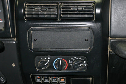 Tuffy Products Tuffy Stereo Dash Cutout Cover Plate- Black