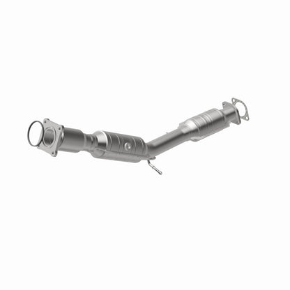 MagnaFlow Direct Fit Catalytic Converter 05-09 Volvo V50 2.4L
