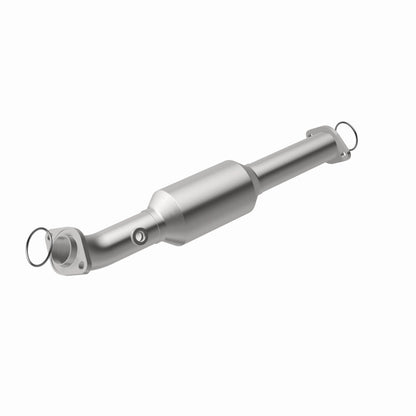 MagnaFlow Direct Fit Catalytic Converter 05-11 Toyota Tacoma 4.0L