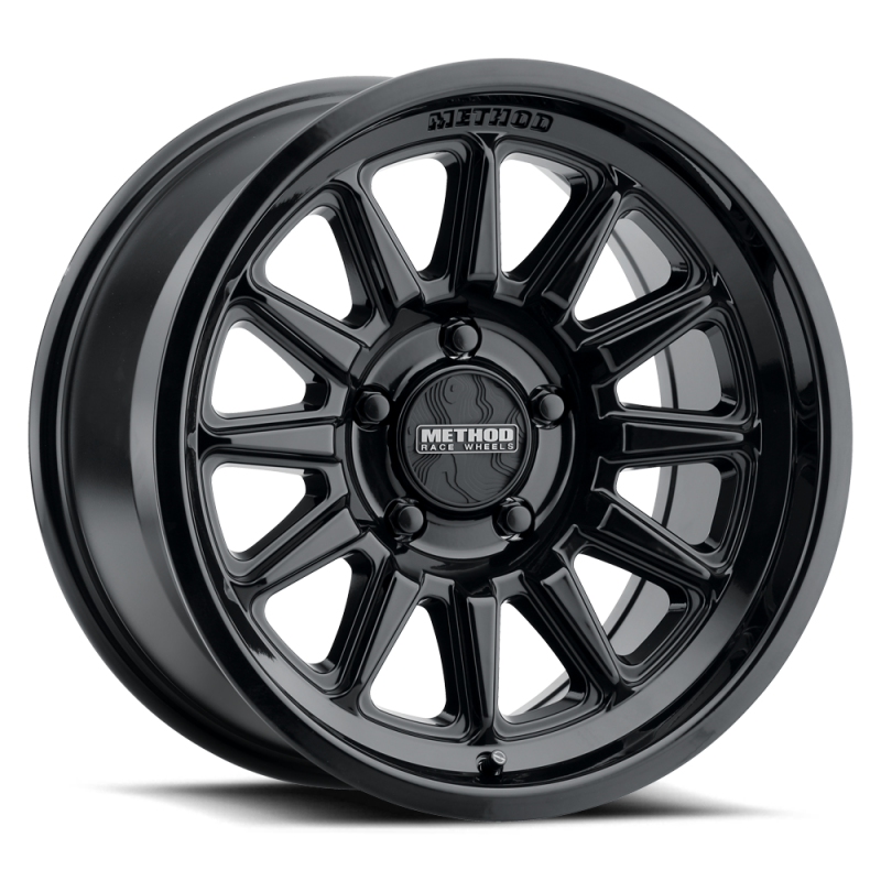 Method Wheels Method MR323 17x8.5 / 8x6.5 BP / 0ET / 4.72in BS / 130.81mm CB - Gloss Black Wheel