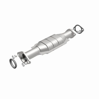 MagnaFlow Direct Fit Catalytic Converter 01-02 Montero 3.5L Rear