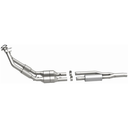 MagnaFlow Direct Fit Catalytic Converter TT QUATTRO-08 3.2L OEM