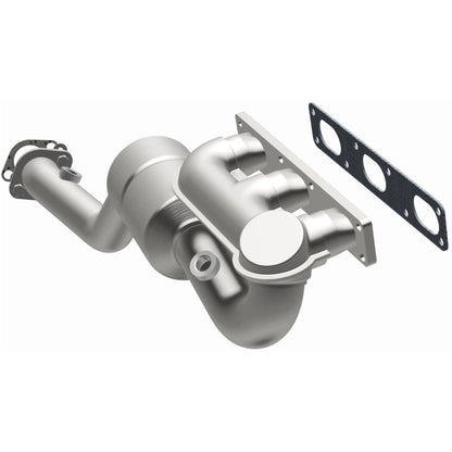 MagnaFlow Direct Fit Catalytic Converter BMW 5 99-00 Front