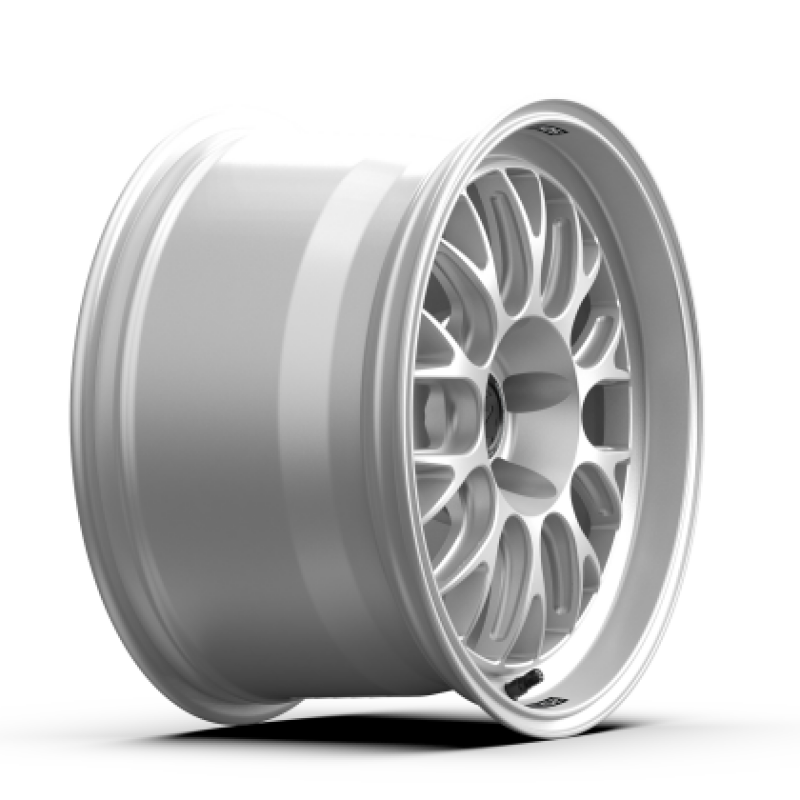 fifteen52 Holeshot RSR 19x9.5 5x114.3 38mm ET 73.1mm Center Bore Radiant Silver Wheel