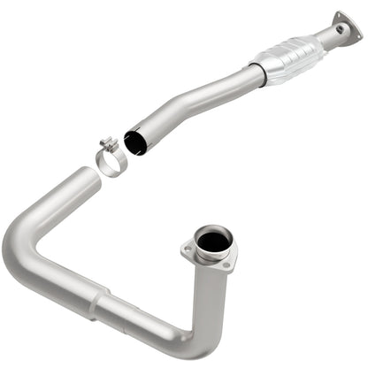MagnaFlow Direct Fit Catalytic Converter 97-00 GM Van 5.7L Lf