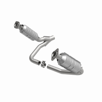 MagnaFlow 06 Mitsubishi Raider Direct Fit Catalytic Converter (California)