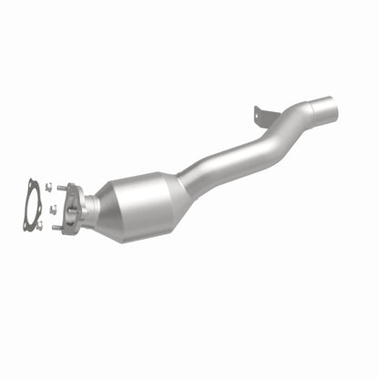 MagnaFlow 10-11 Cayenne V8 4.8 OEM Underbody Direct Fit Converter