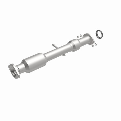 MagnaFlow 14-15 Toyota Highlander 3.5L Direct Fit Converter