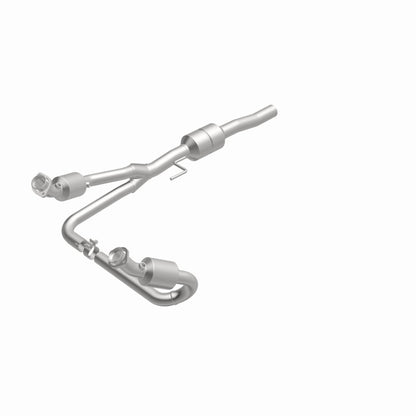 MagnaFlow Direct Fit Catalytic Converter 02-03 Dodge Durango
