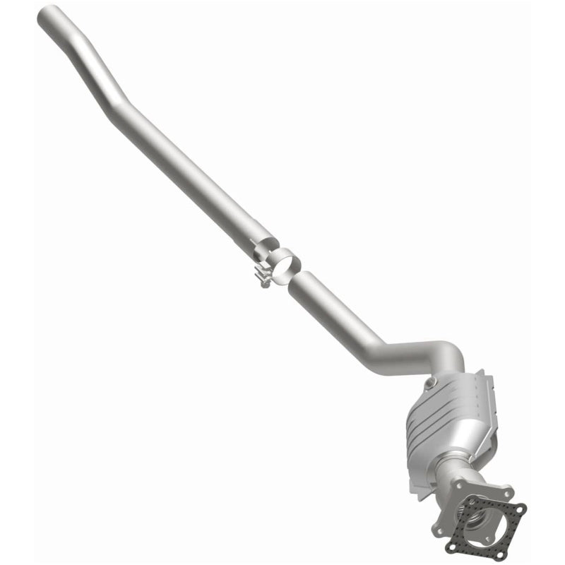 MagnaFlow Direct Fit Catalytic Converter 01-03 Caravan/Voyager 3.3L