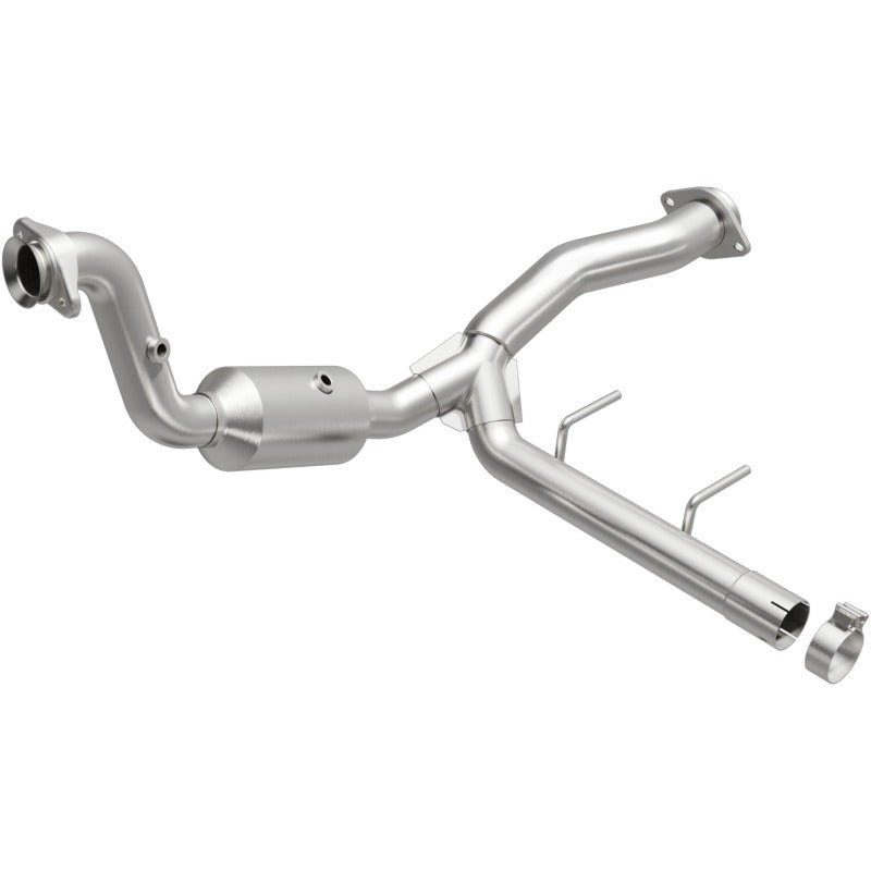 MagnaFlow Direct Fit Catalytic Converter 15-17 Ford F150 V6 2.7L OEM Underbody