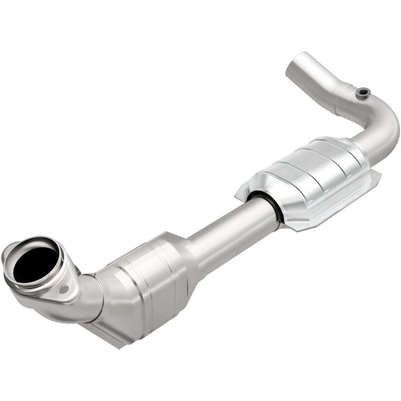 MagnaFlow Direct Fit Catalytic Converter 00-04 Ford E150 4.6L D/S
