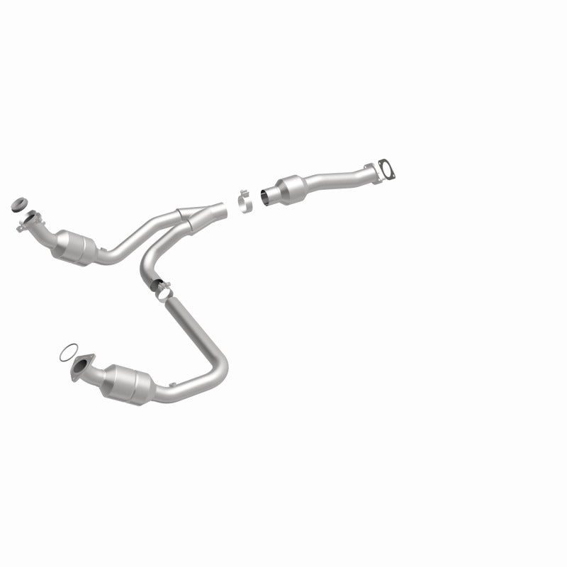 MagnaFlow Direct Fit Catalytic Converter 2011-2014 Express 1500 4.3L Underbody