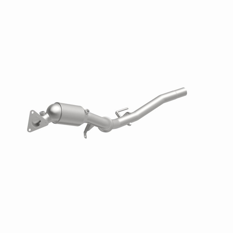 MagnaFlow Direct Fit Catalytic Converter 11-15 Volkswagen Touareg V6 3.6 OEM Underbody