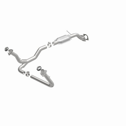 MagnaFlow Direct Fit Catalytic Converter 00-05 Blazer 4WD 4.3L