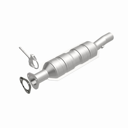 MagnaFlow Direct Fit Catalytic Converter 07-08 E-350 Super Duty 5.4 & 6.8 L OEM Underbody