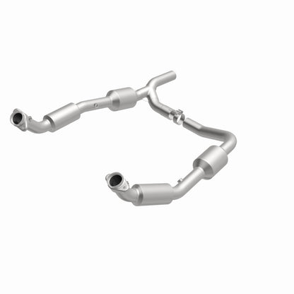 MagnaFlow Direct Fit Catalytic Converter 2008+ Ford E-150 4.6L